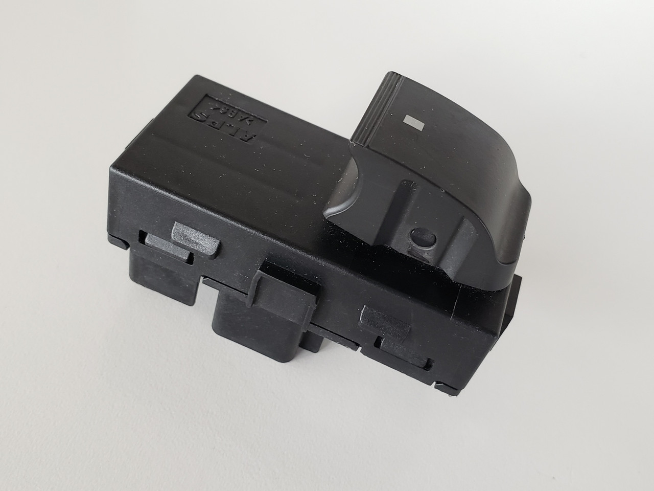 06-11 Buick Lucerne 25877776 Left & Right Rear Passenger Window Switch OEM