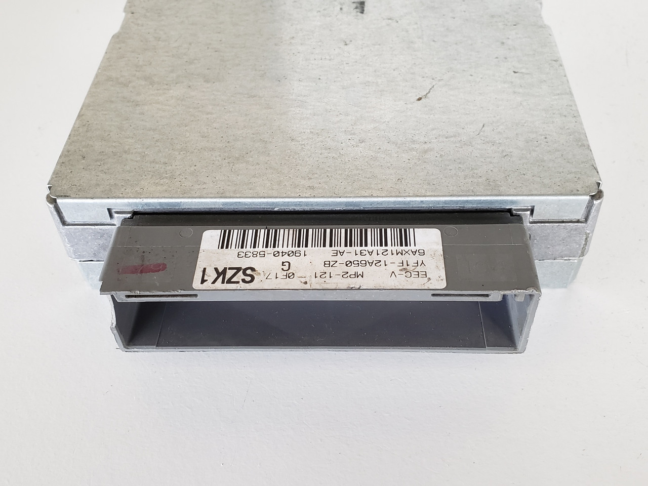 2000 Ford Taurus YF1F-12A650-ZB Computer Brain Engine Control ECU ECM EBX Module