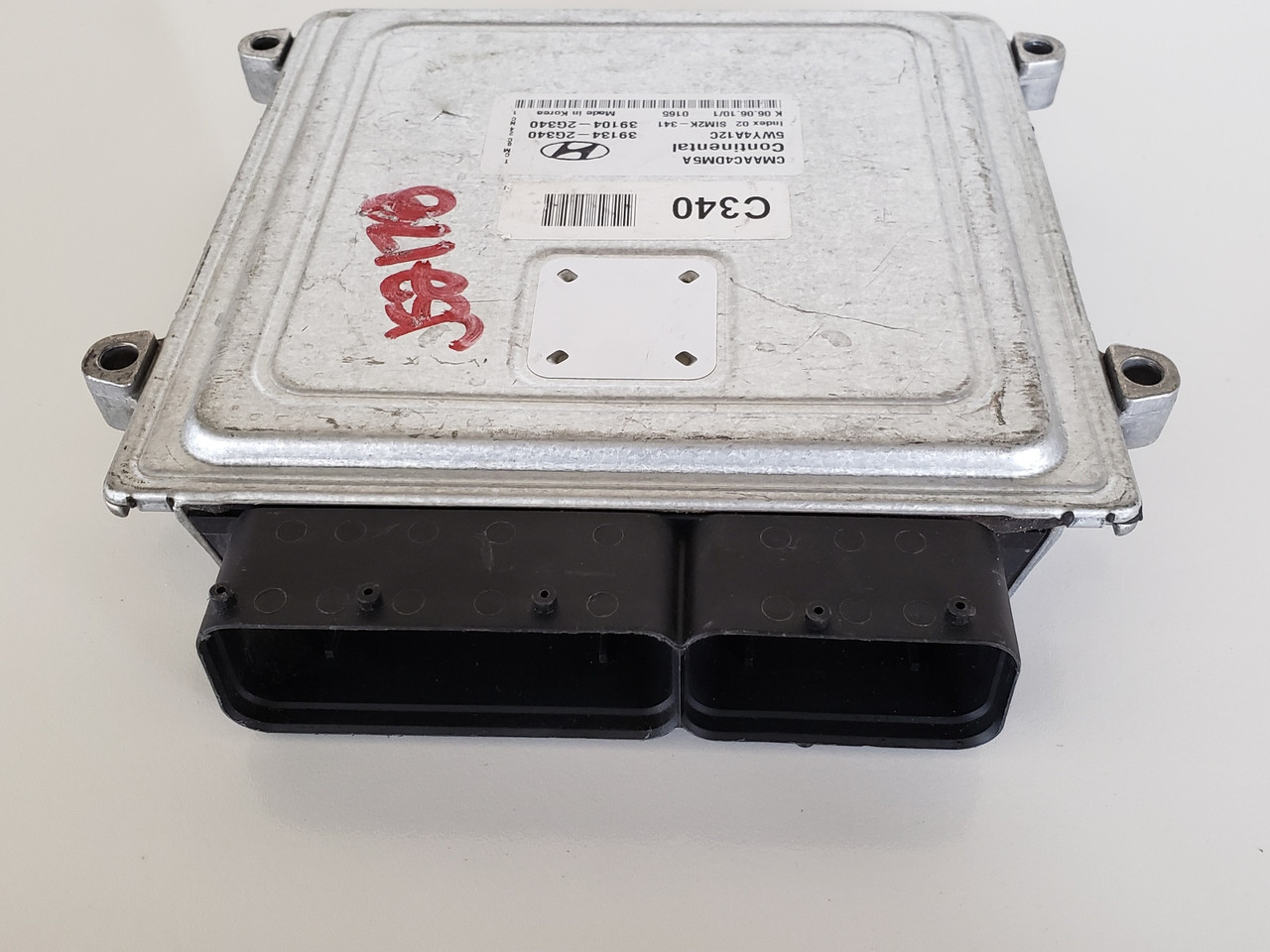 2010-2012 Santa Fe 39104-2G340 Computer Brain Engine Control ECU ECM EBX Module 2010-2012 Santa Fe 39104-2G340 Computer Brain Engine Control ECU ECM EBX Module