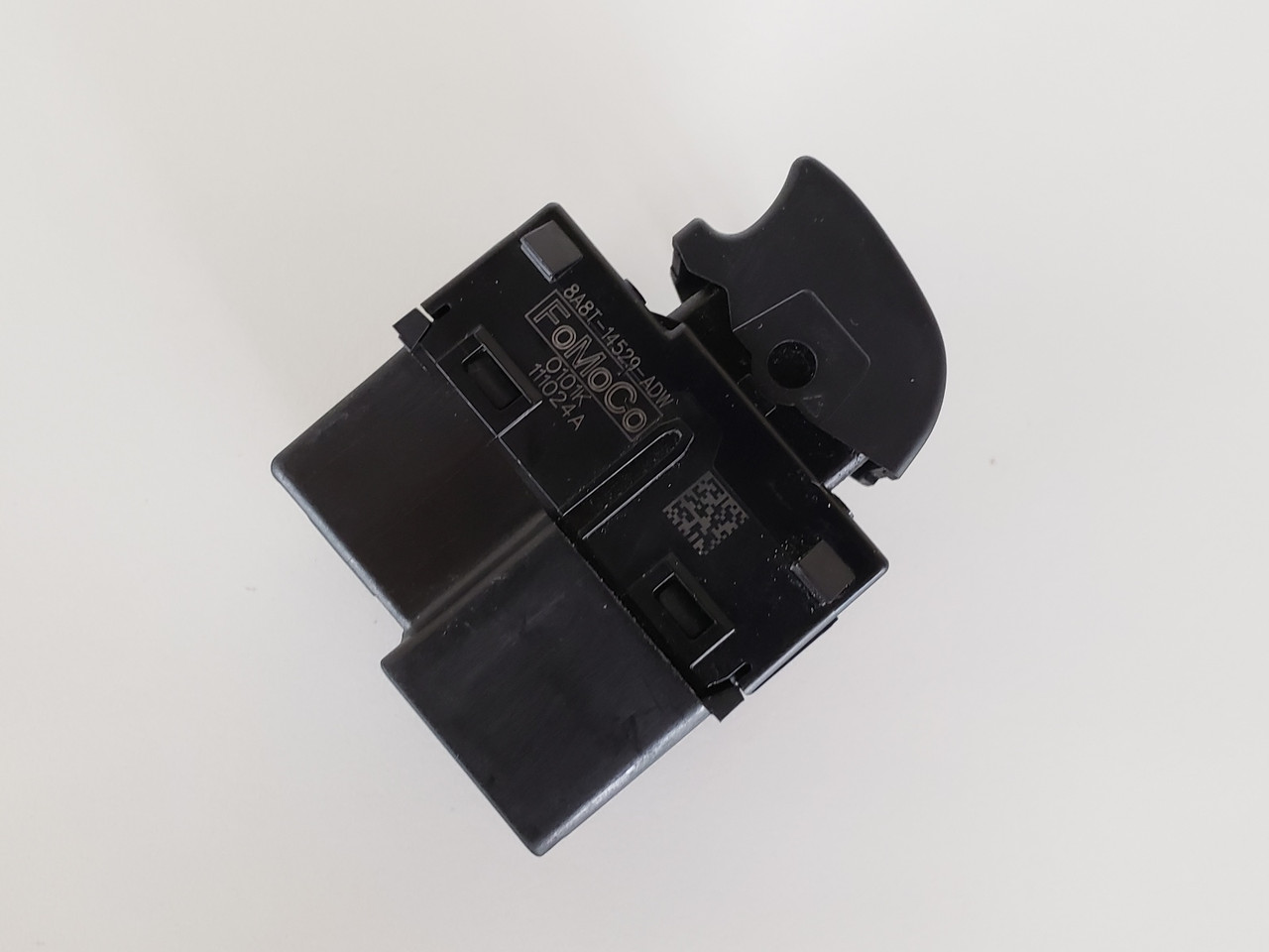 10-12 Ford Focus 8A8T-14529-ADW Left & Right Rear Passenger Window Switch OEM 10-12 Ford Focus 8A8T-14529-ADW Left & Right Rear Passenger Window Switch OEM