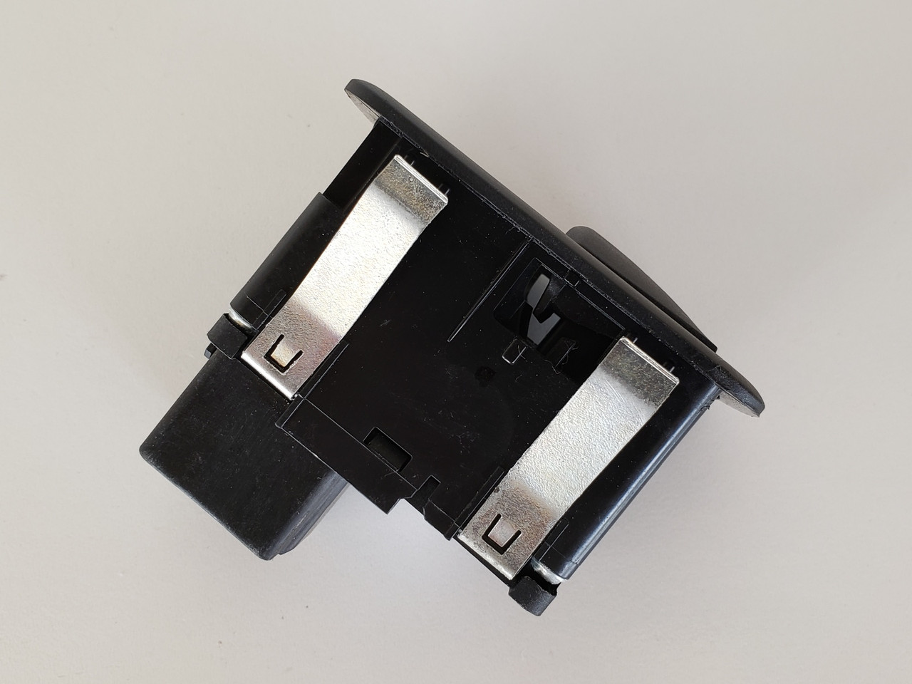 11-16 Dodge Journey 10025270 Left & Right Rear Passenger Window Switch OEM 11-16 Dodge Journey 10025270 Left & Right Rear Passenger Window Switch OEM