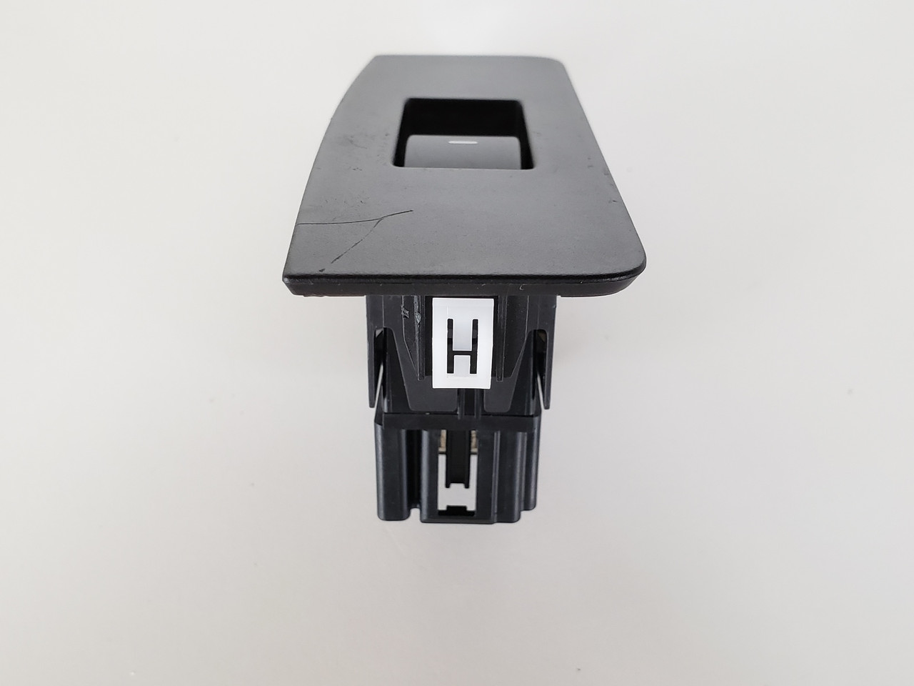 10-12 Ford Taurus 8A8T-14529-ADW Right Rear Passenger Window Switch OEM 10-12 Ford Taurus 8A8T-14529-ADW Right Rear Passenger Window Switch OEM