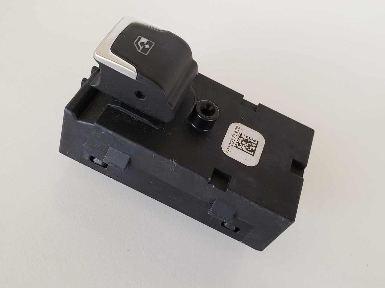 14-19 Cadillac CTS 23171428 Left & Right Rear Passenger Window Switch OEM 14-19 Cadillac CTS 23171428 Left & Right Rear Passenger Window Switch OEM