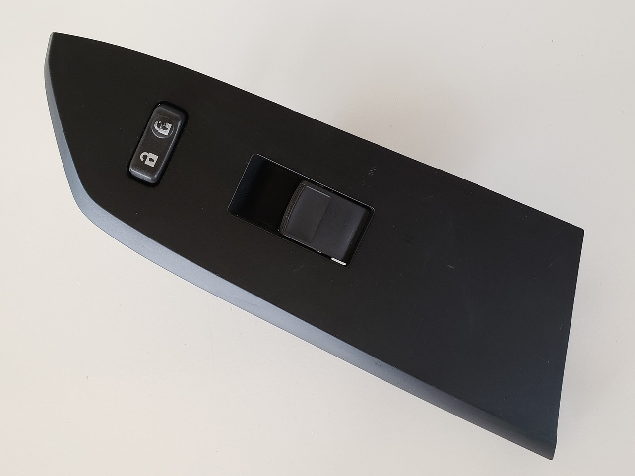 14-18 Toyota Tundra 74231-0C120 Right Front Passenger Window Switch OEM