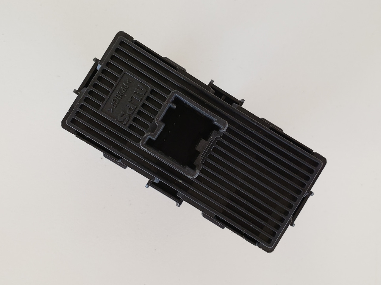 06-11 Cadillac DTS 25856245 Left & Right Rear Passenger Window Switch OEM