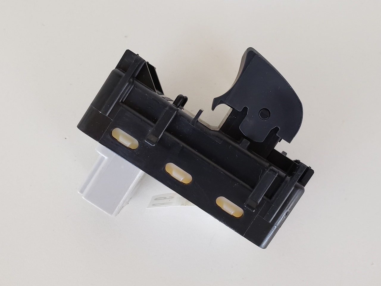 10-12 Lexus HS250H GX460 192967 Left & Right Rear Passenger Window Switch OEM 10-12 Lexus HS250H GX460 192967 Left & Right Rear Passenger Window Switch OEM