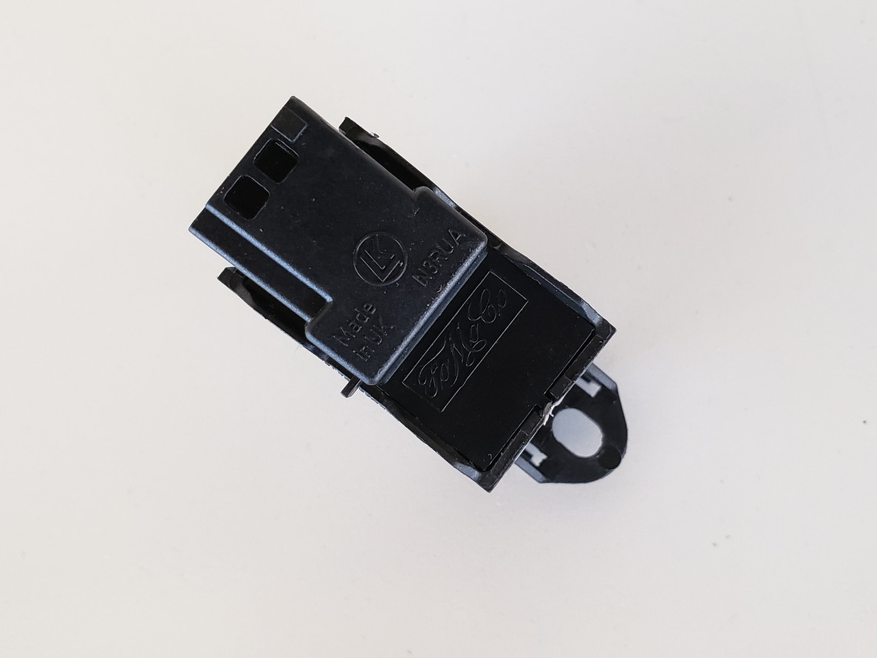 09-15 Jaguar XF 8X23-14717-AB Left & Right Rear Passenger Window Switch OEM 09-15 Jaguar XF 8X23-14717-AB Left & Right Rear Passenger Window Switch OEM