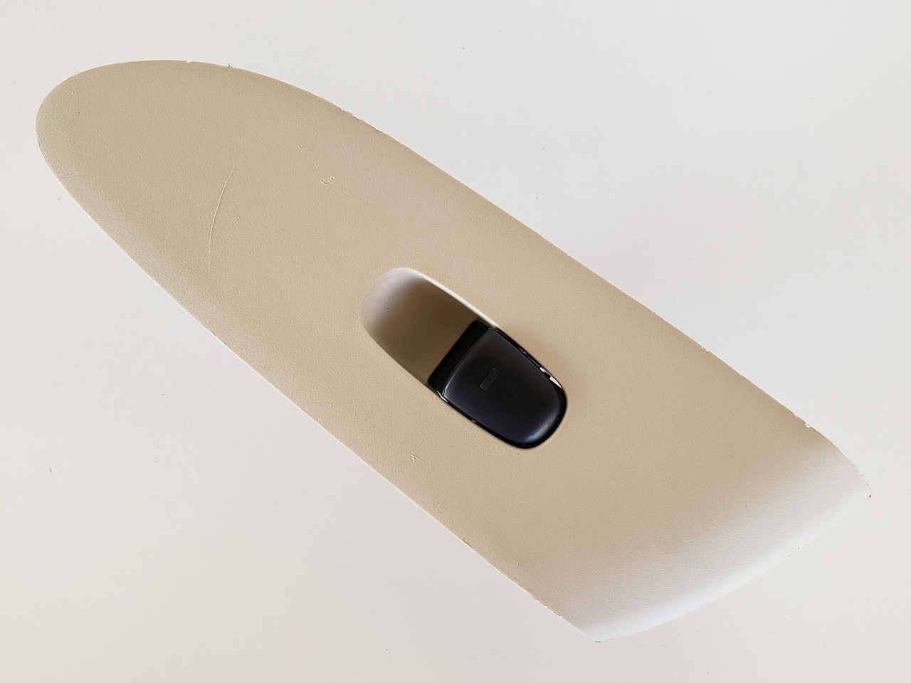 15-20 Nissan Murano 25411 3TA3A Left Rear Passenger Window Switch OEM 15-20 Nissan Murano 25411 3TA3A Left Rear Passenger Window Switch OEM