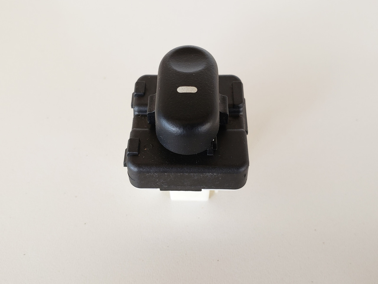 97-05 Buick Century 10256582 Left & Right Rear Passenger Window Switch OEM