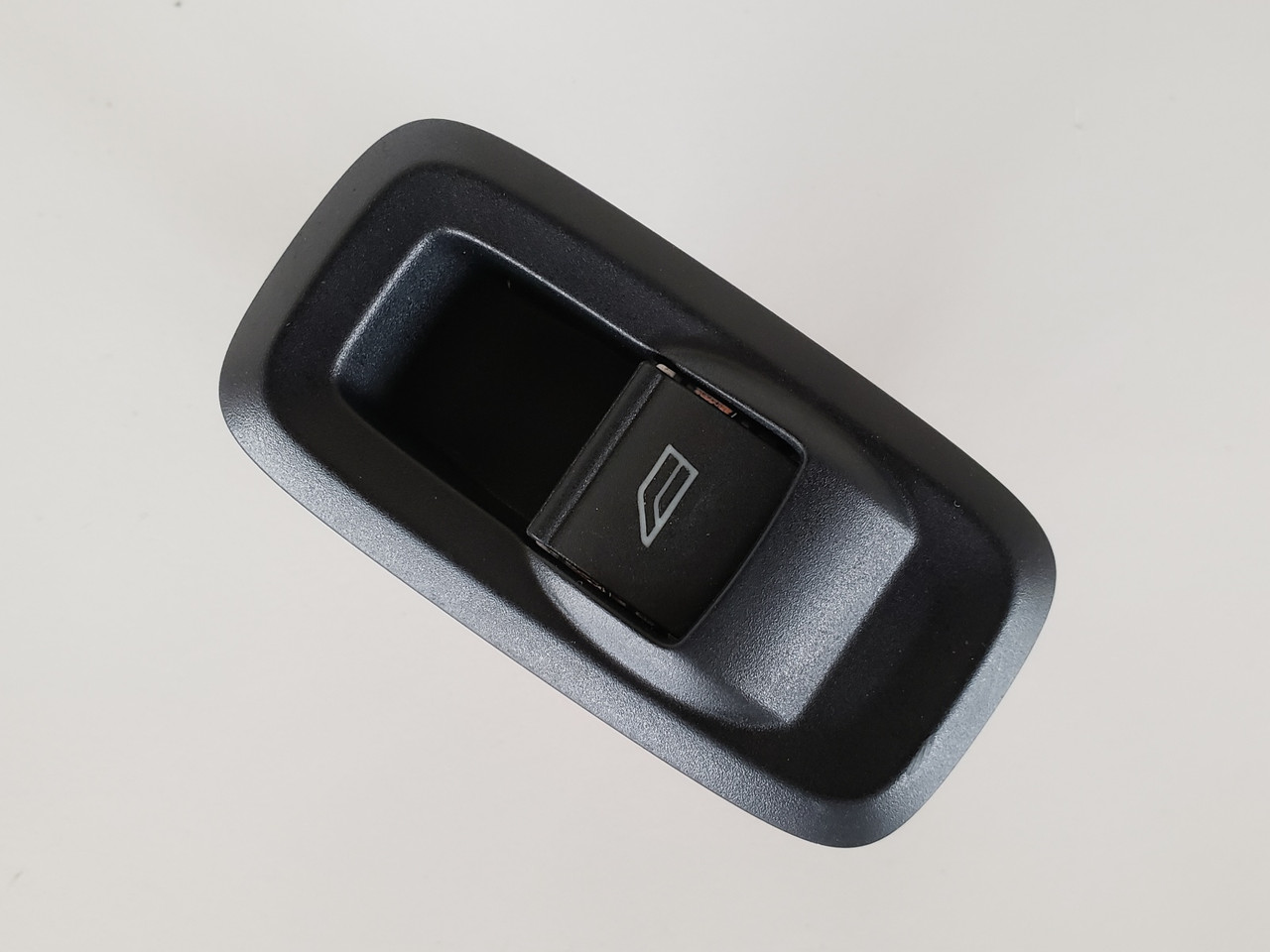 11-17 Ford Fiesta D2BT-14529-AA Left & Right Rear Passenger Window Switch OEM