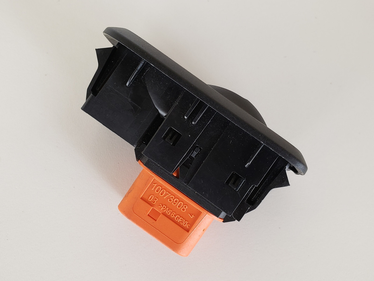 11-17 Ford Fiesta D2BT-14529-AA Left & Right Rear Passenger Window Switch OEM