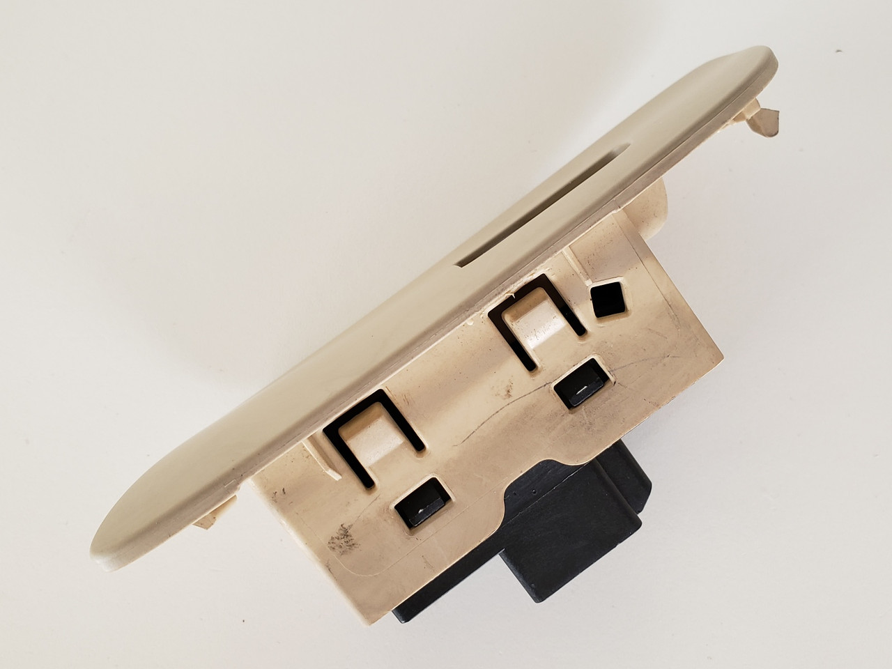 14-15 Buick Lacross 9060225 Left Rear Passenger Window Switch OEM 14-15 Buick Lacross 9060225 Left Rear Passenger Window Switch OEM