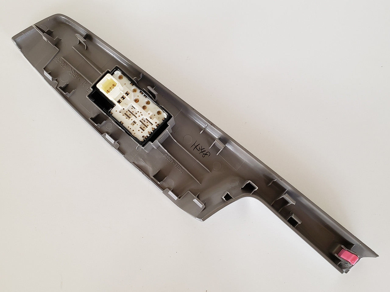 10-14 Toyota Prius 74271-47070 Right Rear Passenger Window Switch OEM 10-14 Toyota Prius 74271-47070 Right Rear Passenger Window Switch OEM