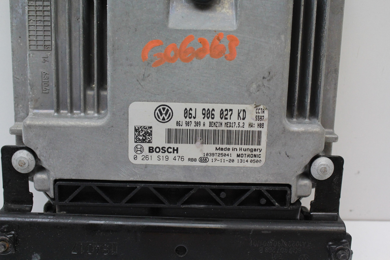 2018 18 Volkswagen Tiguan 06J 906 027 KD Computer Engine Control ECU ECM Module