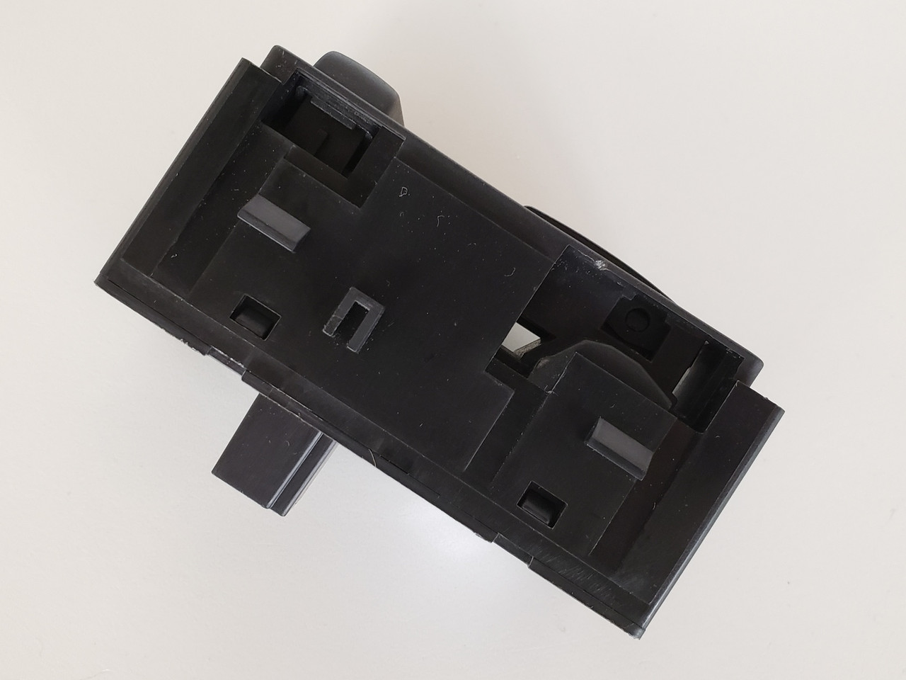 05 Chrysler 300 04608814AF Right Front Passenger Window Switch OEM