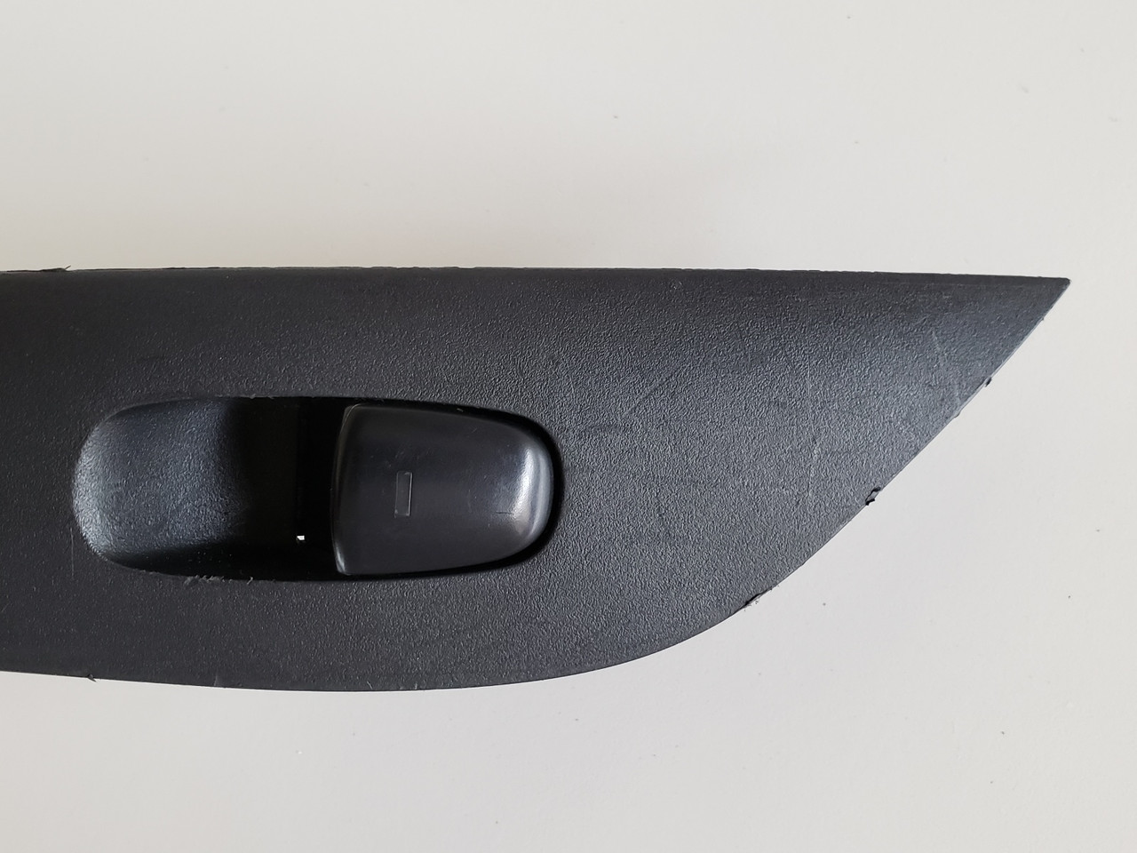 13-16 Nissan Altima 25411 3TA3A Left Rear Passenger Window Switch OEM 13-16 Nissan Altima 25411 3TA3A Left Rear Passenger Window Switch OEM