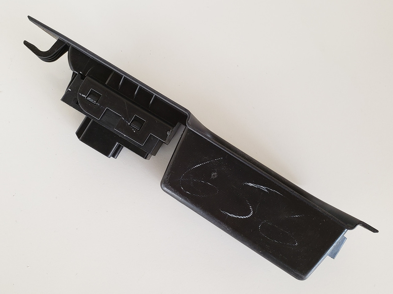 10-17 Gmc Terrain 20987820 Left Rear Passenger Window Switch OEM 10-17 Gmc Terrain 20987820 Left Rear Passenger Window Switch OEM