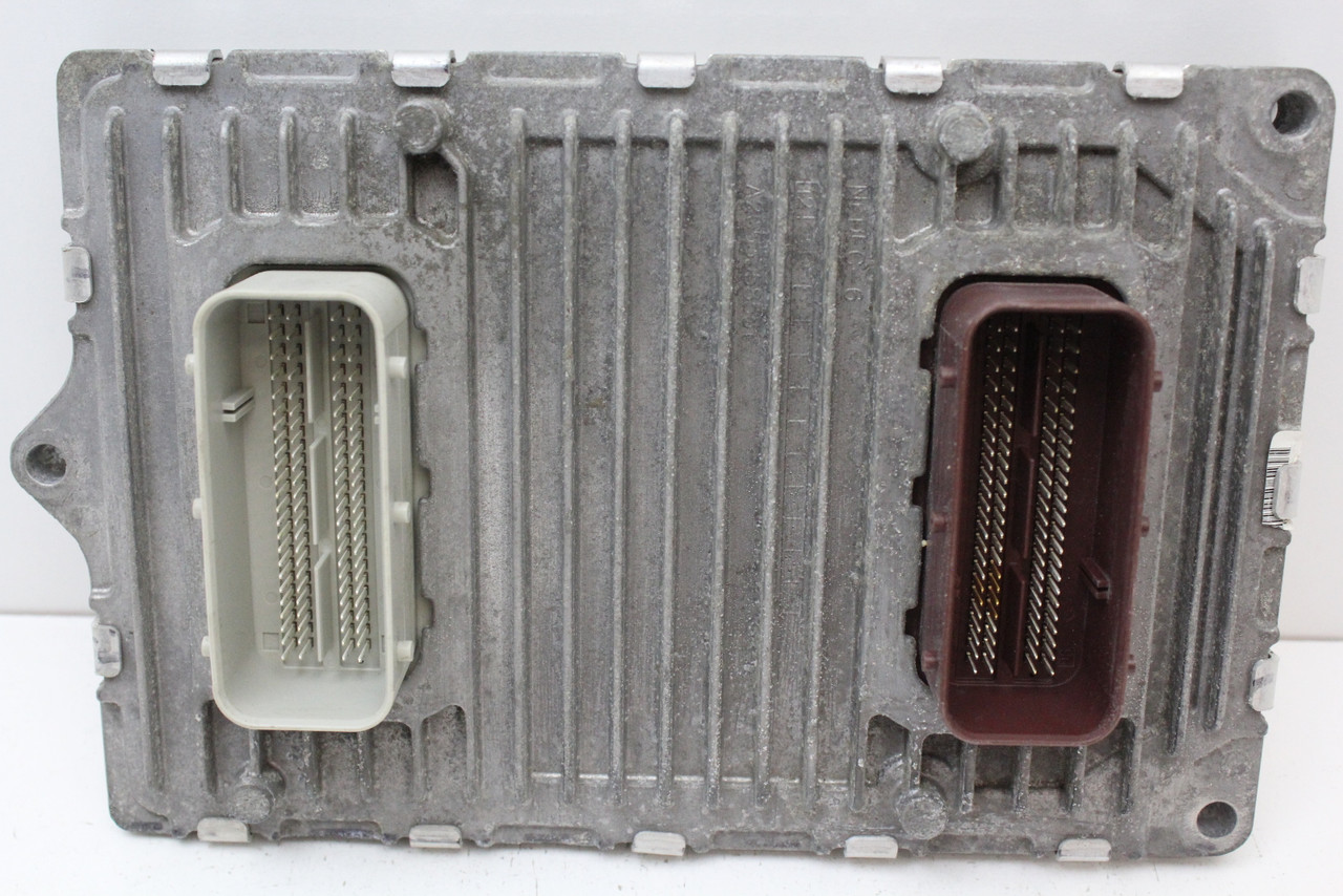 2013 13 Chrysler 200 2.4L P68164365AD Computer Engine Control ECU ECM Module
