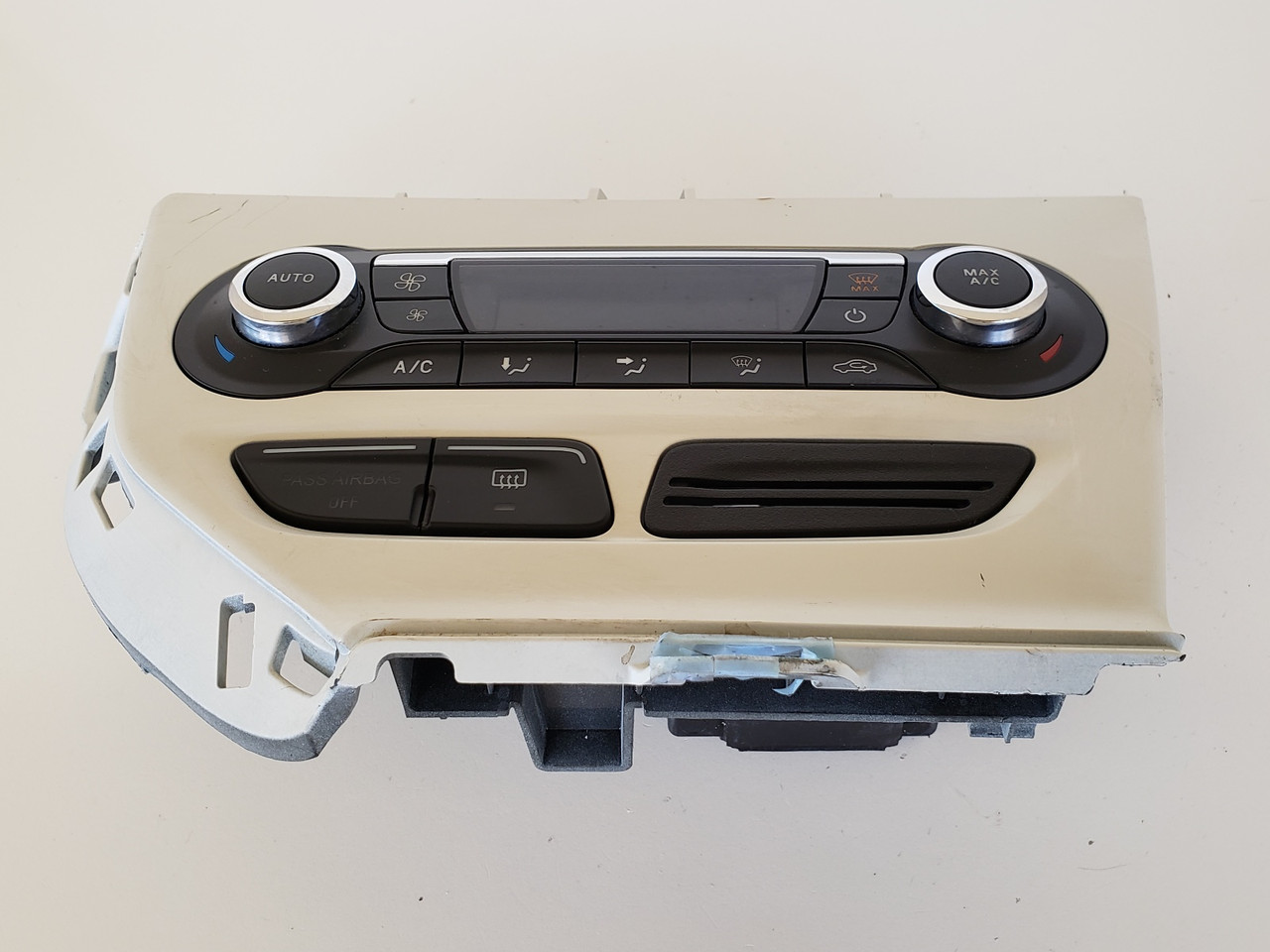 13-14 Focus BM5T-18C612-AL Climate Control Panel Temperature Unit A/C Heater