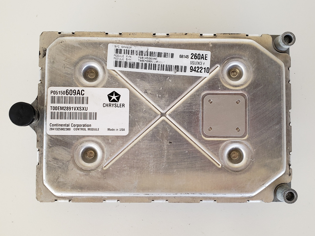 2012 Chrysler 300 P68145260AE Computer Brain Engine Control ECU ECM EBX Module