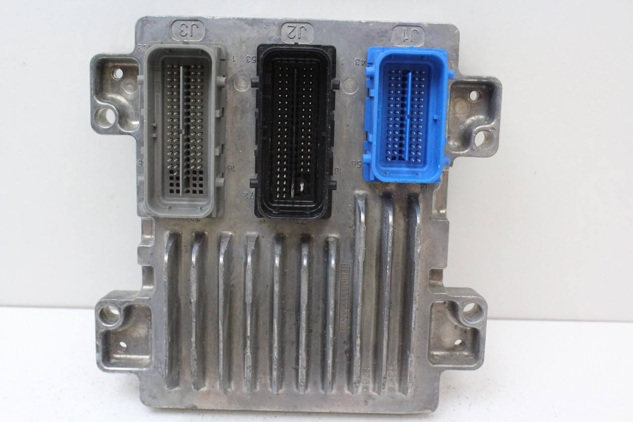 Garçon2 Amazon.com: GM Parts 12619982 Positive Crankcase Ventilation