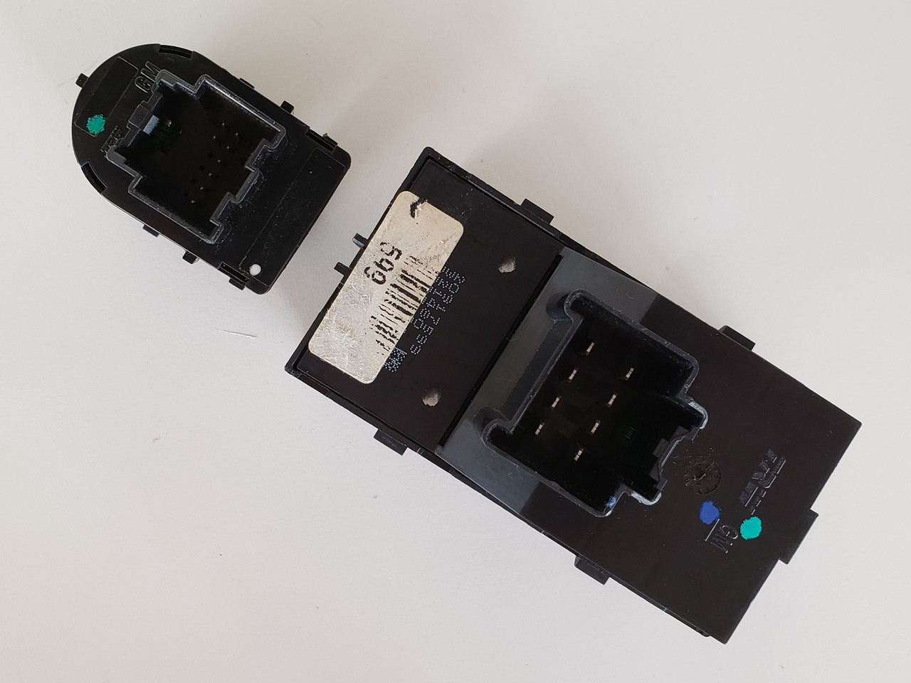 10-17 Chevy Equinox 20917599 Drivers Side Left Master Window & Mirror Switch OEM 10-17 Chevy Equinox 20917599 Drivers Side Left Master Window & Mirror Switch OEM