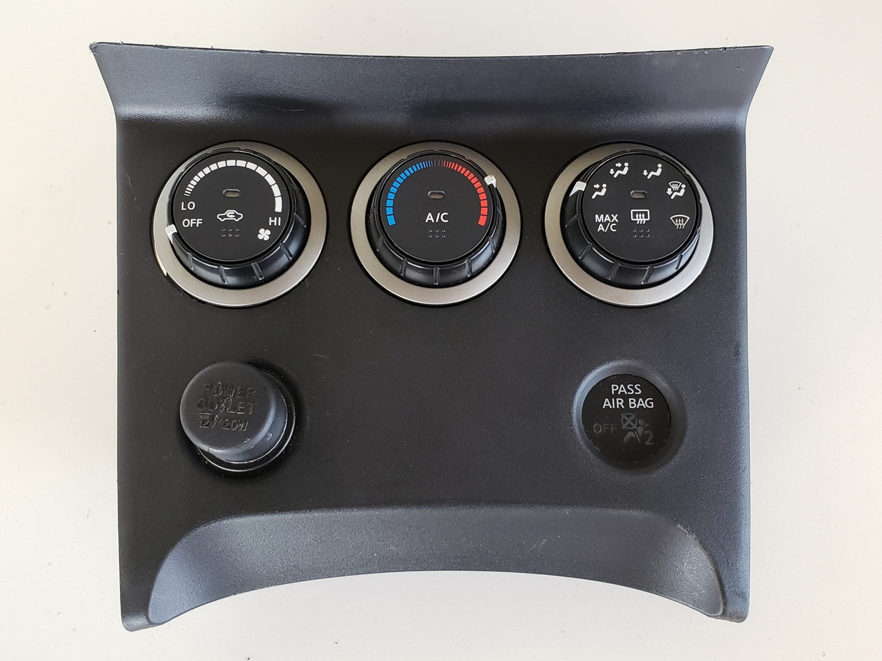 08-10 Nissan Rogue 27500-JM00A Climate Control Panel Temperature