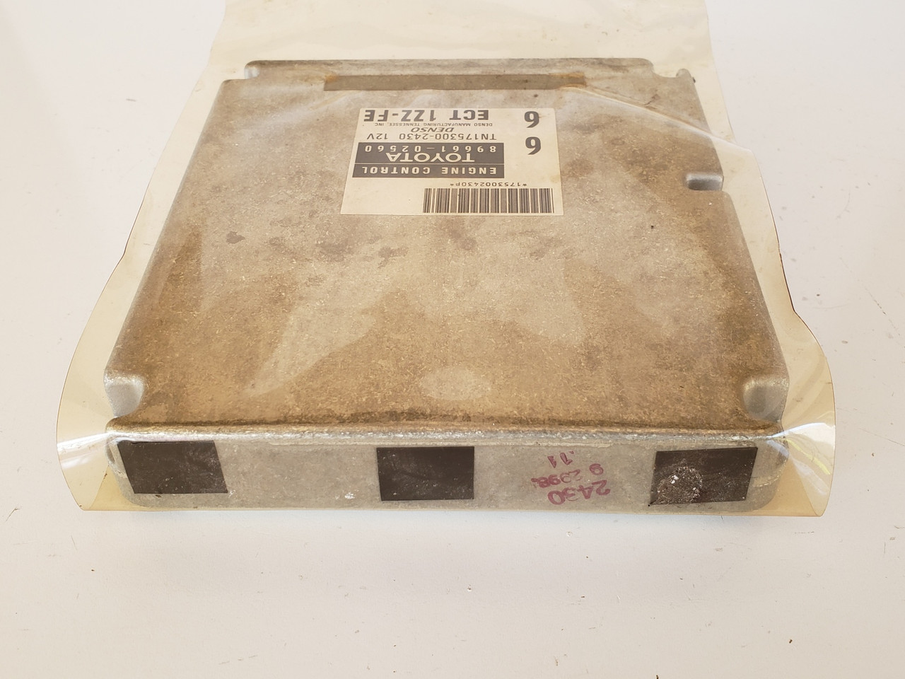 1999 Toyota Corolla 89661-02560 Computer Brain Engine Control ECU ECM EBX Module