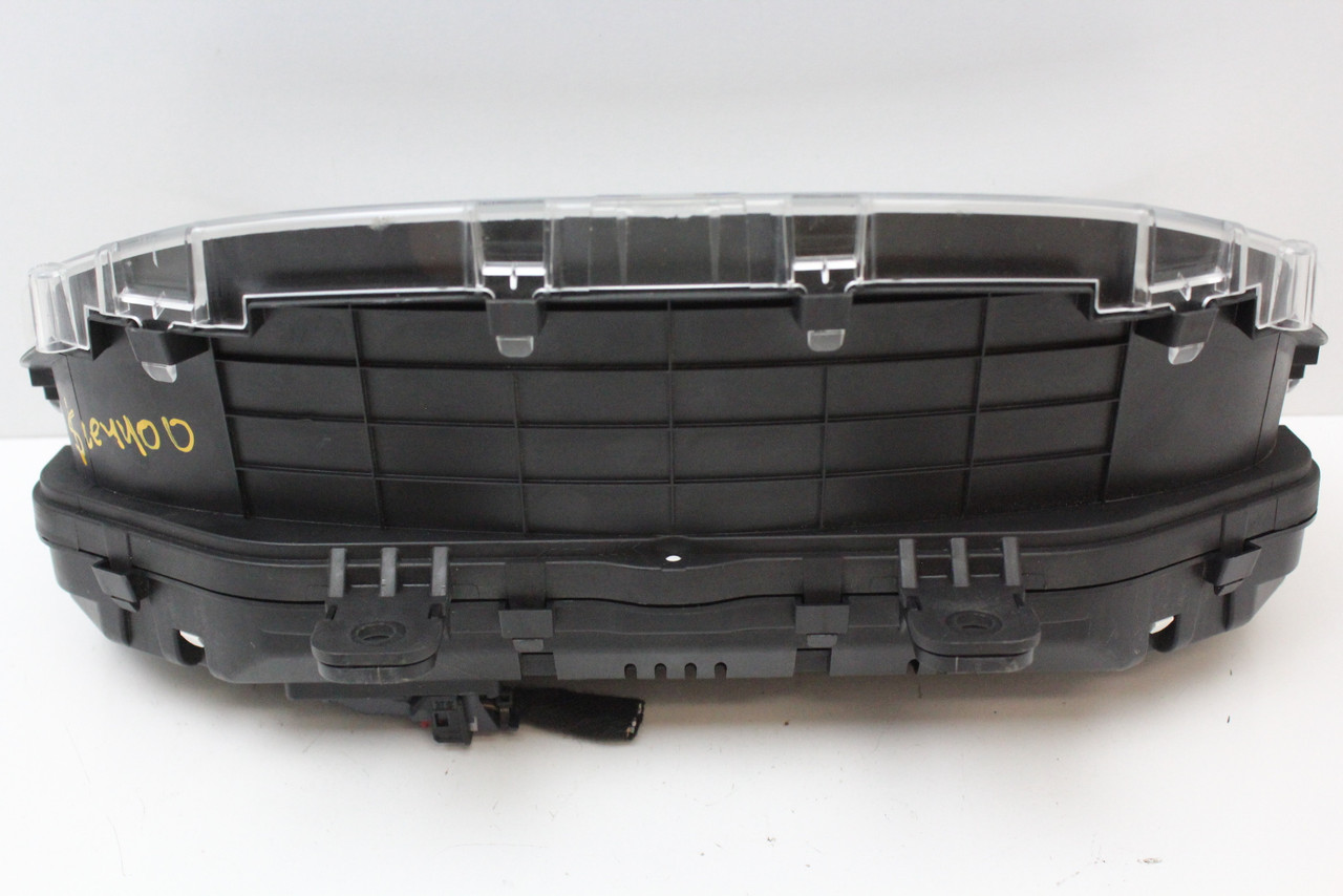 17 18 Chevrolet Malibu 84444610 Speedometer Head Instrument Cluster Gauges 26K