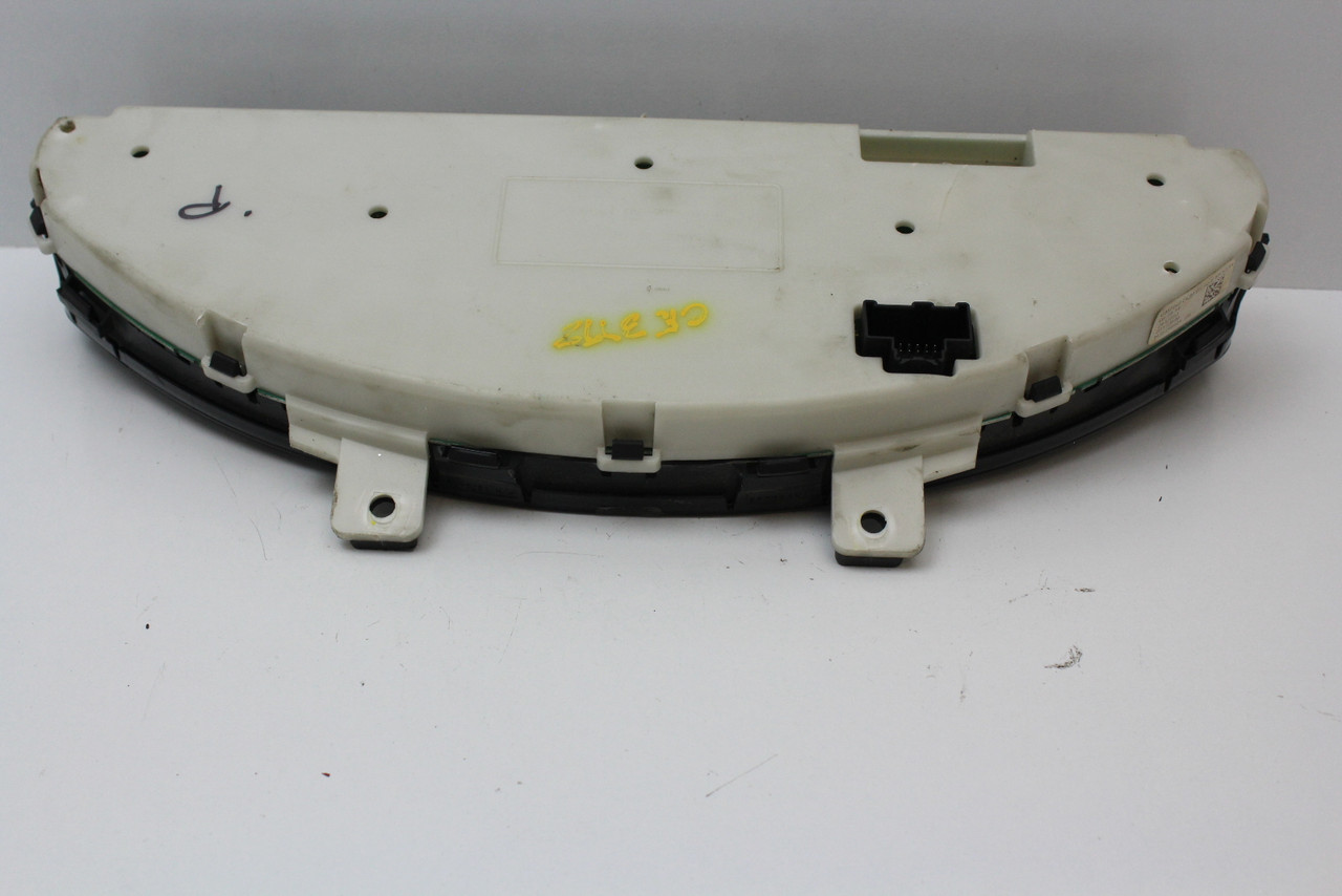14-16 GMC Acadia 23172989 Speedometer Head Instrument Cluster Gauges 88K