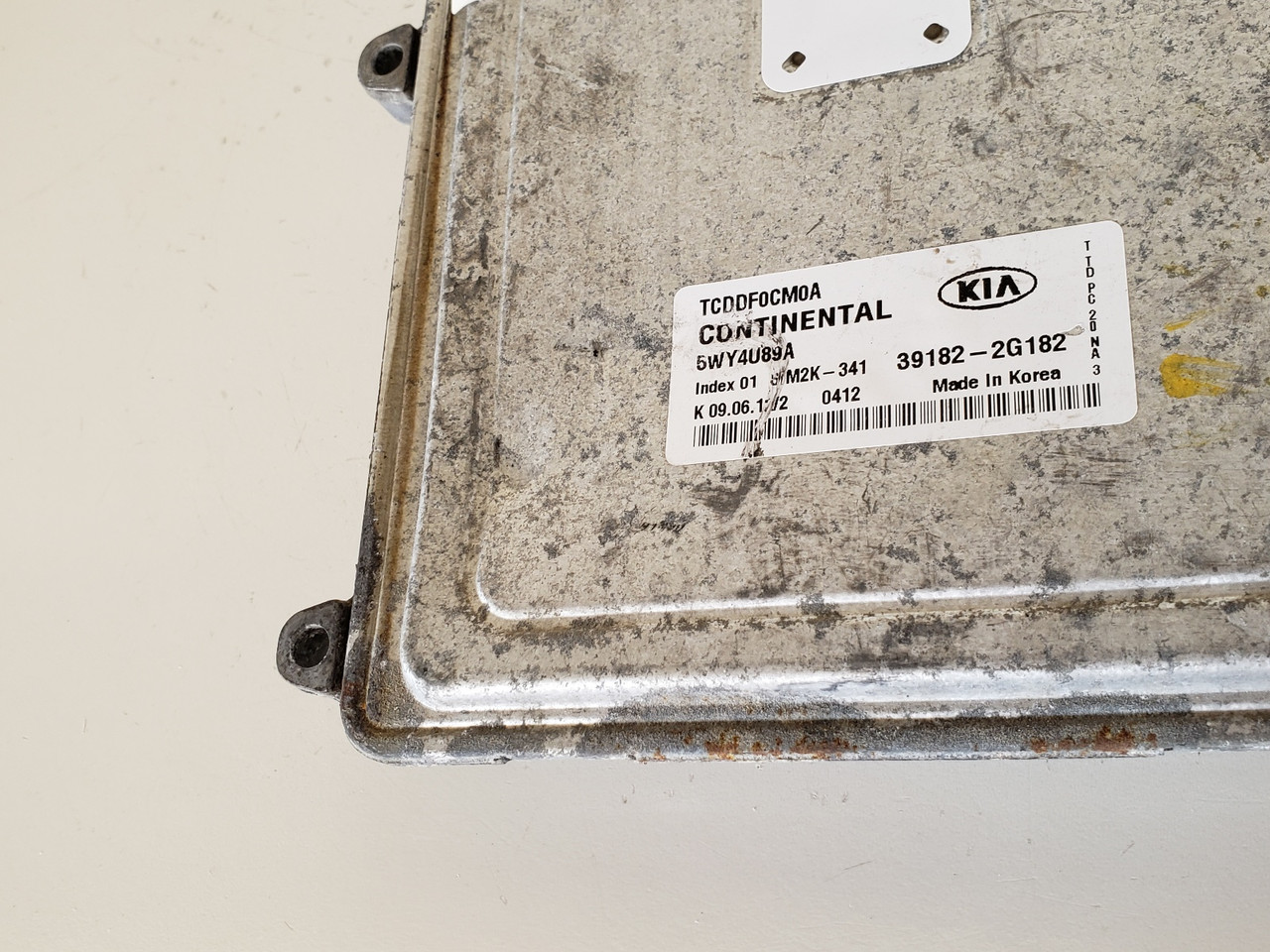 2011-2013 Kia Forte 39182-2G182 Computer Brain Engine Control ECU ECM EBX Module