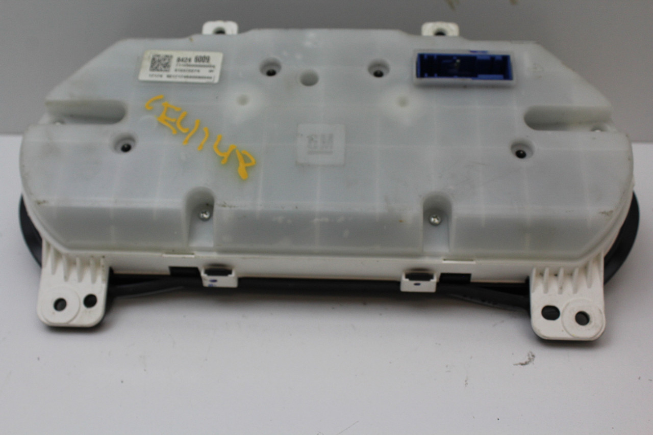 2018 Buick Terrain 84246009 Speedometer Head Instrument Cluster Gauges 27K