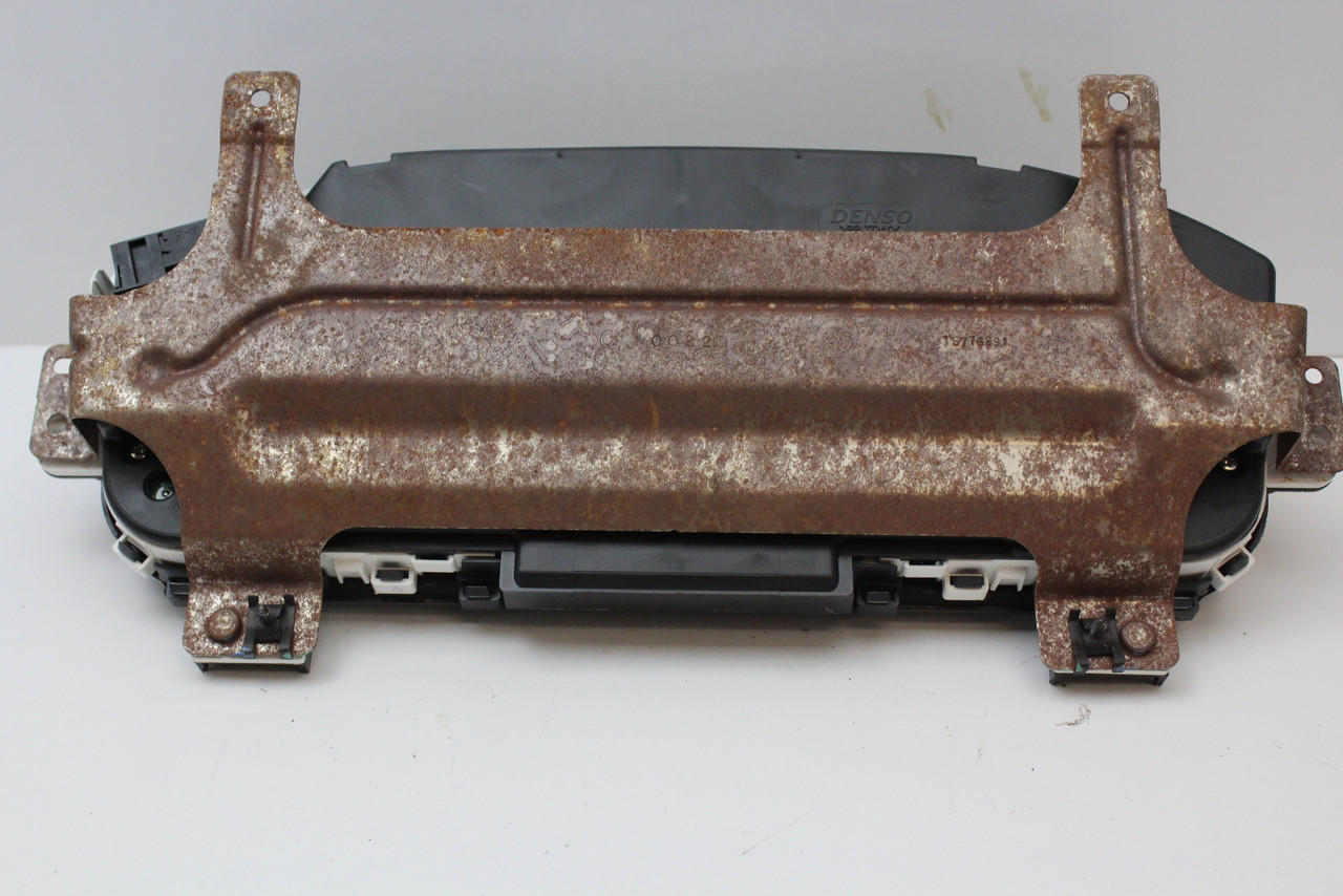 2007 Cadillac DTS 15870861 Speedometer Head Instrument Cluster Gauges 120K