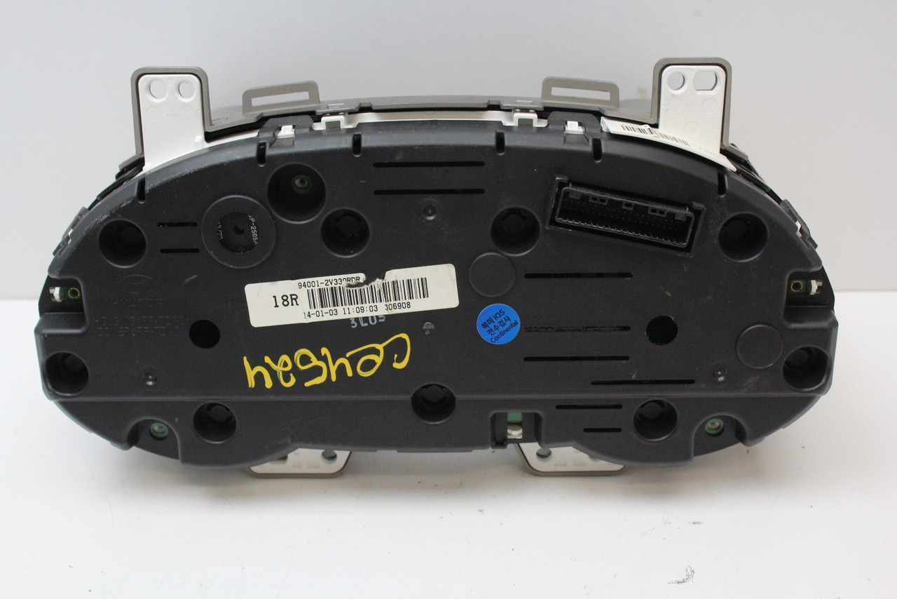 12-15 Hyundai Veloster 94001-2V330 Speedometer Instrument Cluster Gauges 74K