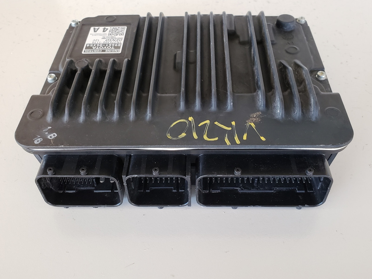 2018 Toyota Camry 89661-06X54 Computer Brain Engine Control