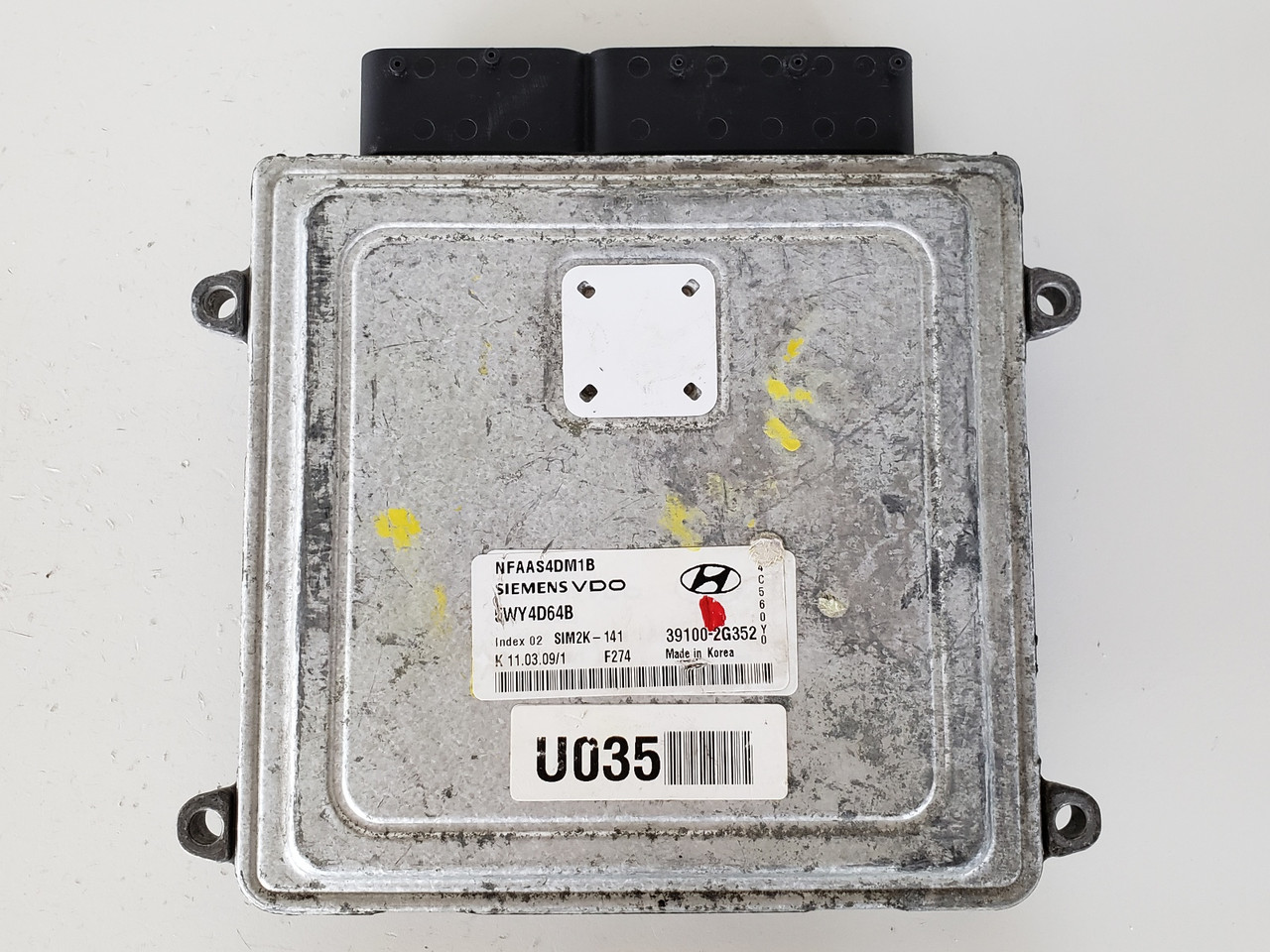 2009-2010 Sonata 39100-2G352 Computer Brain Engine Control ECU ECM EBX Module
