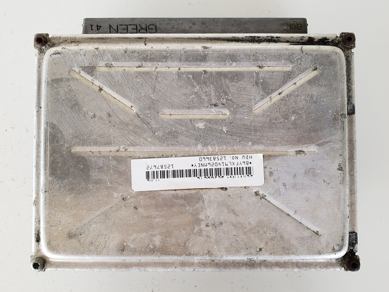 2004 Gmc Envoy XL 12586242 Computer Brain Engine Control ECU ECM EBX Module
