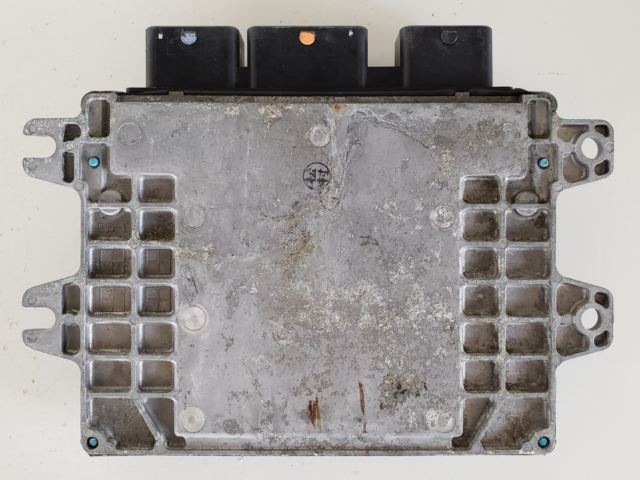 2010 Nissan Cube A56-E77 TU8 Computer Brain Engine Control ECU ECM EBX Module