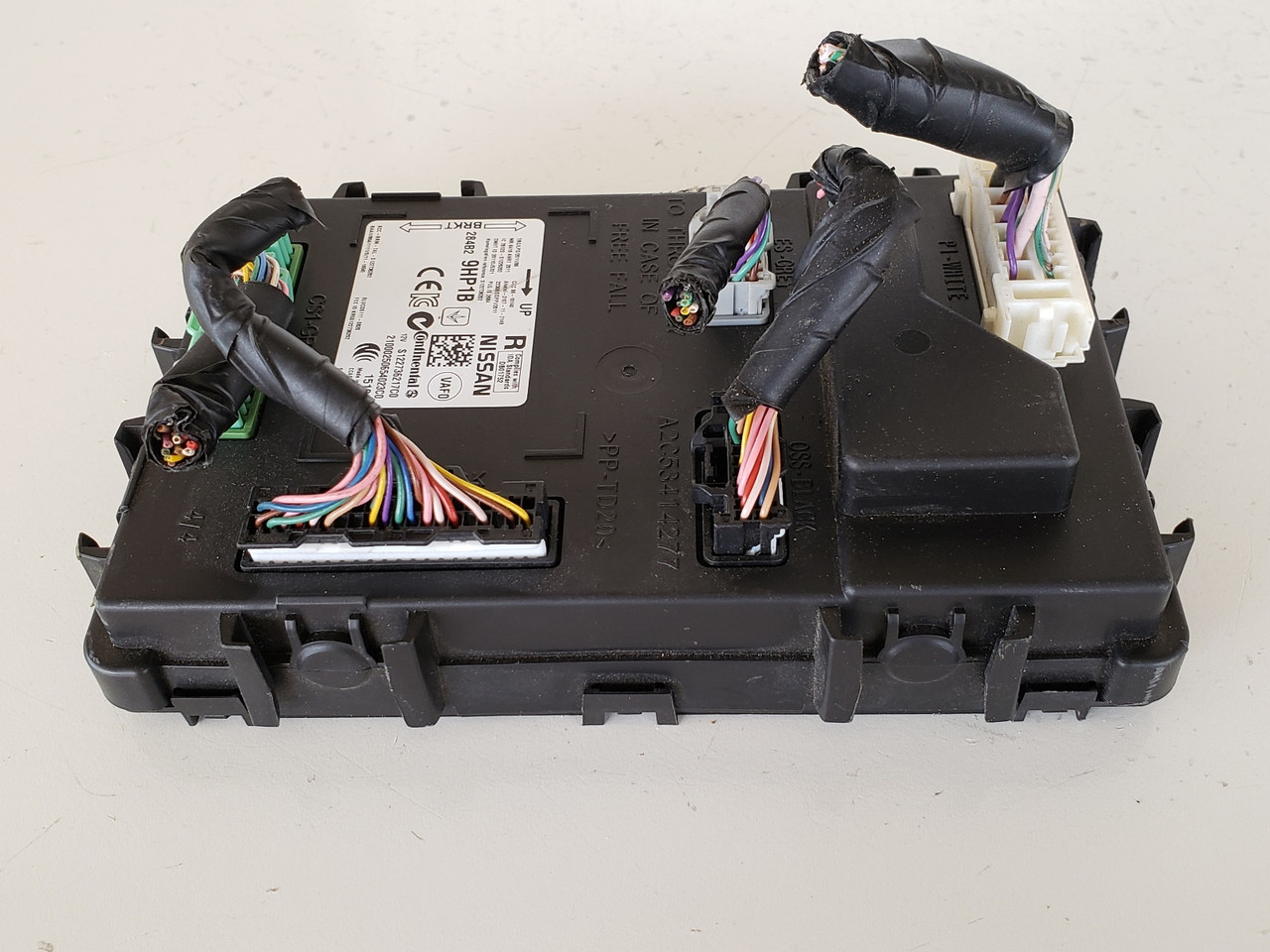 2015 Nissan Altima 284B2 9HP1B BCM BCU Body Control Unit Module