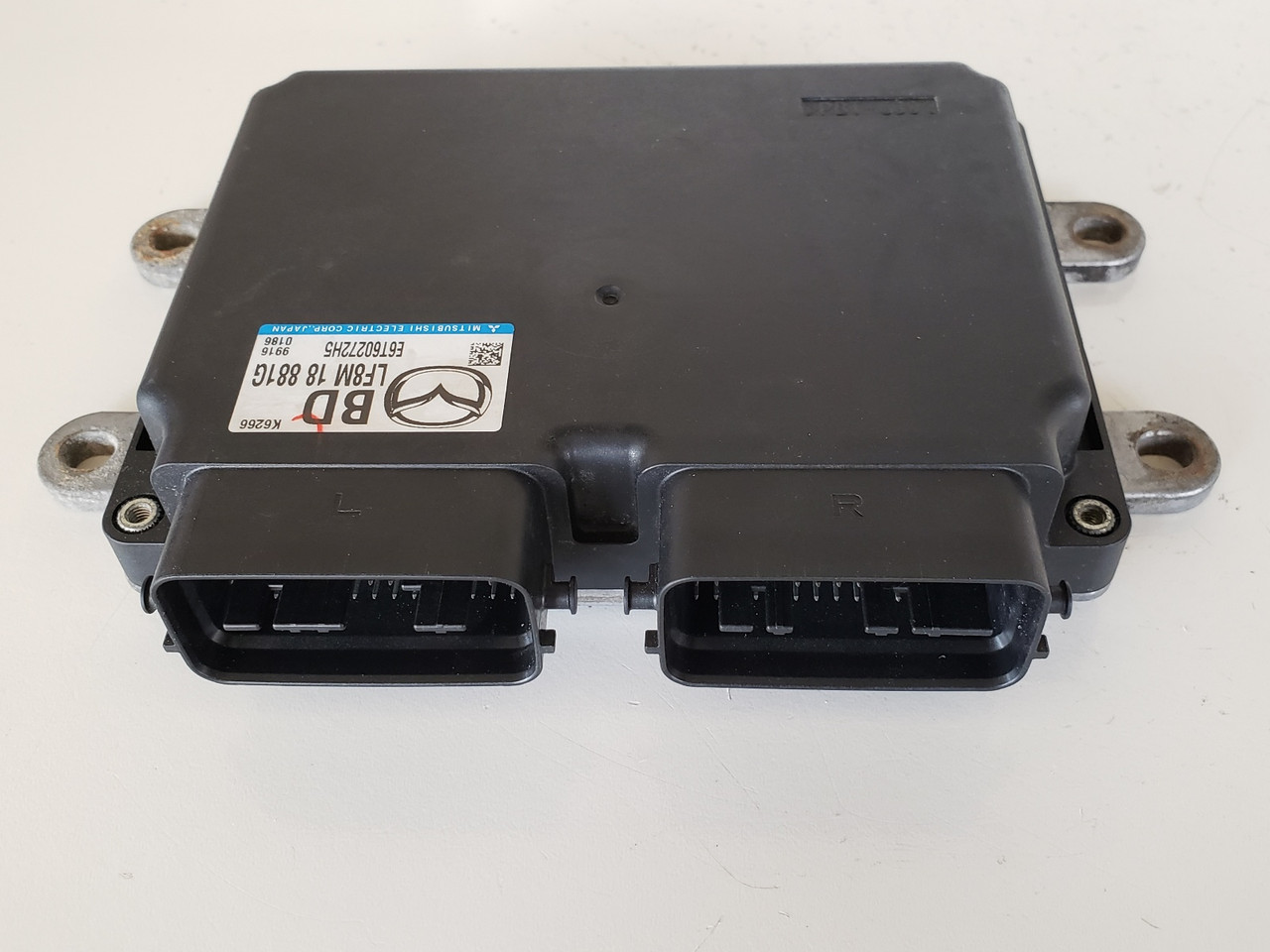 2010 Mazda 3 LF8M 18 881G Computer Brain Engine Control ECU ECM EBX Module 2010 Mazda 3 LF8M 18 881G Computer Brain Engine Control ECU ECM EBX Module