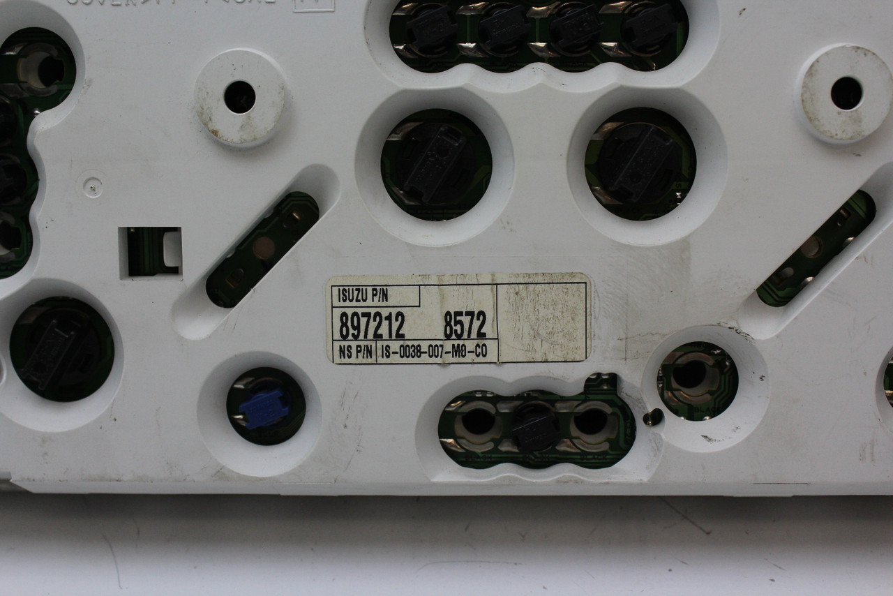 00-02 Isuzu Rodeo 987212-8572 Speedometer Head Instrument