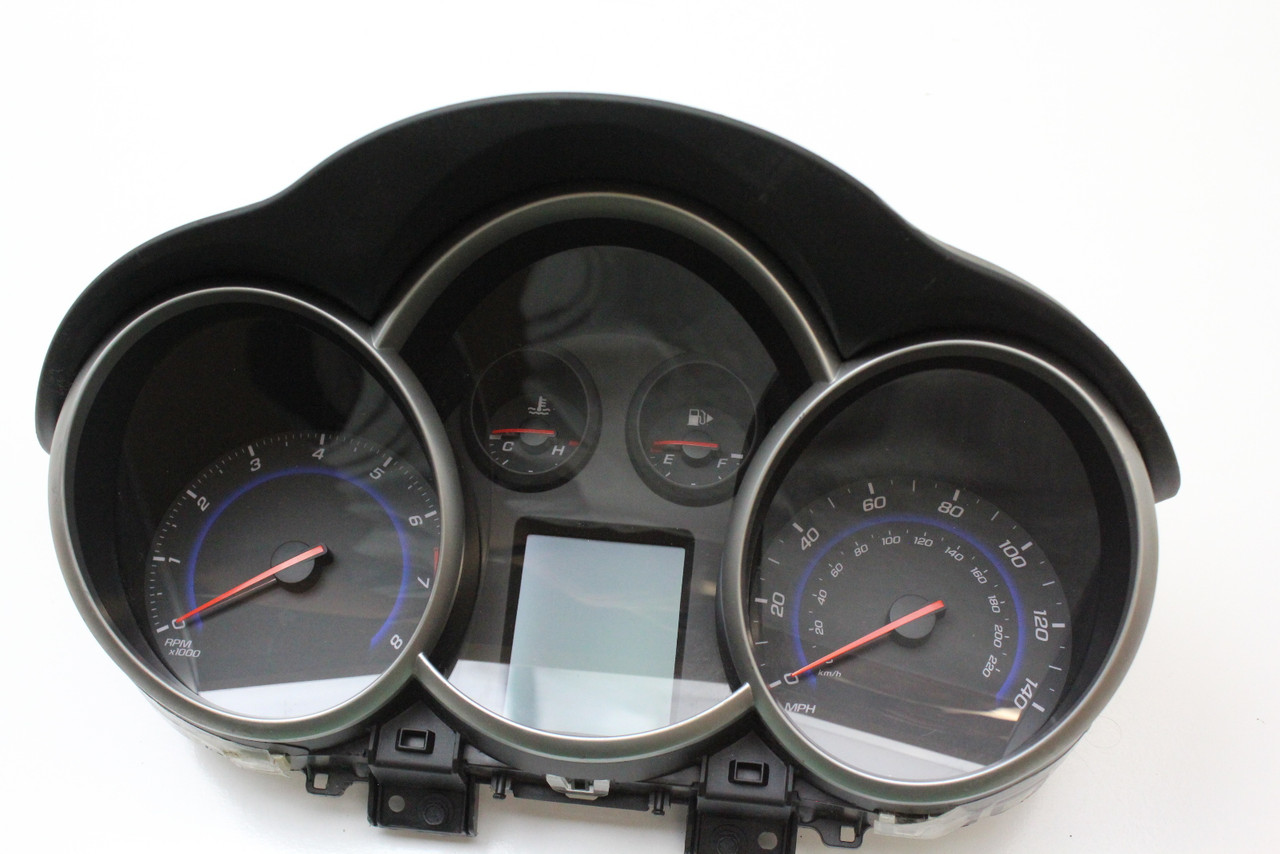 15 16 Chevrolet Cruze 42362675 Speedometer Head Instrument Cluster Gauges 68K