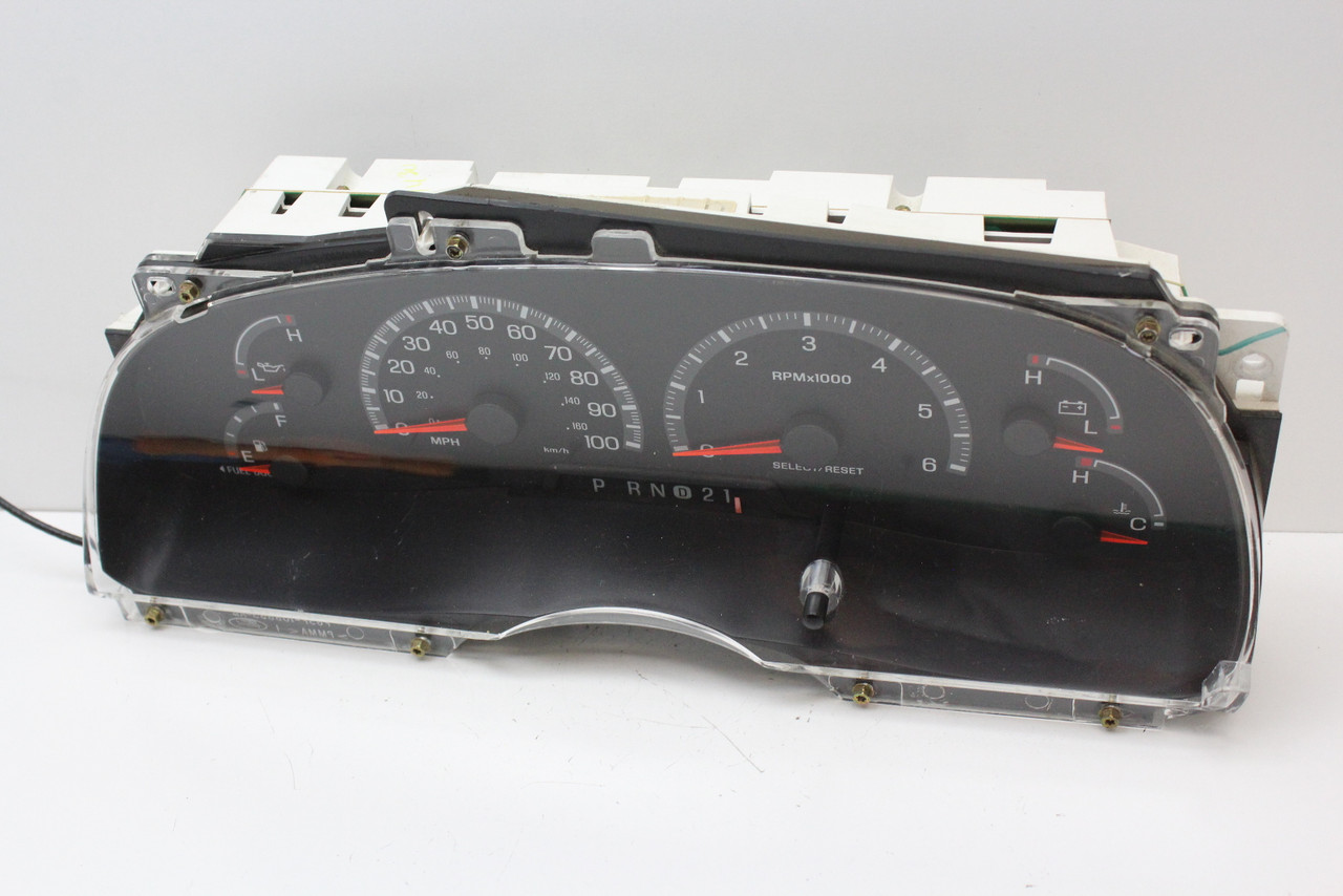 02-04 Ford F150 F-150 XL3F-10A855-AA Speedometer Instrument