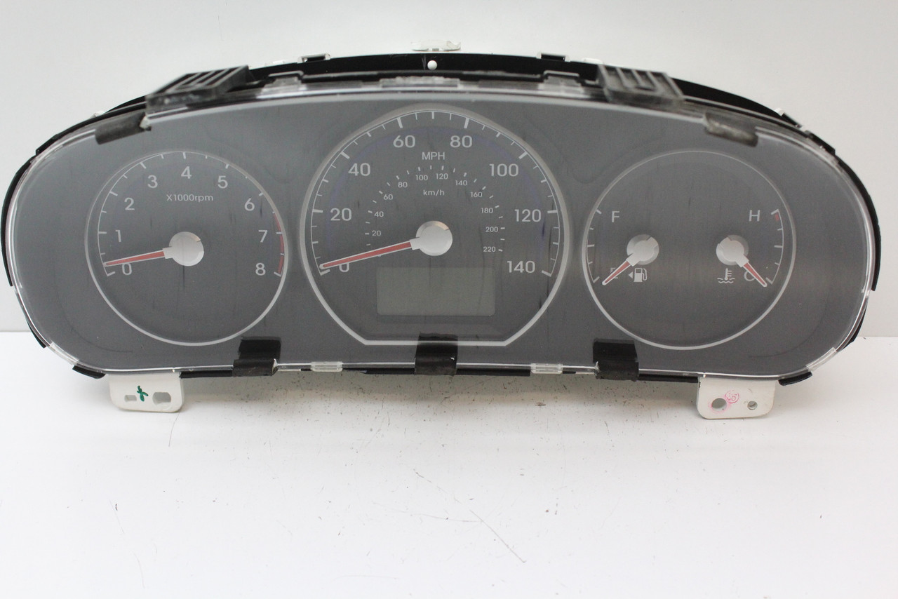 10-12 Hyundai Santa Fe 94011-0W030 Speedometer Instrument Cluster Gauges 56K