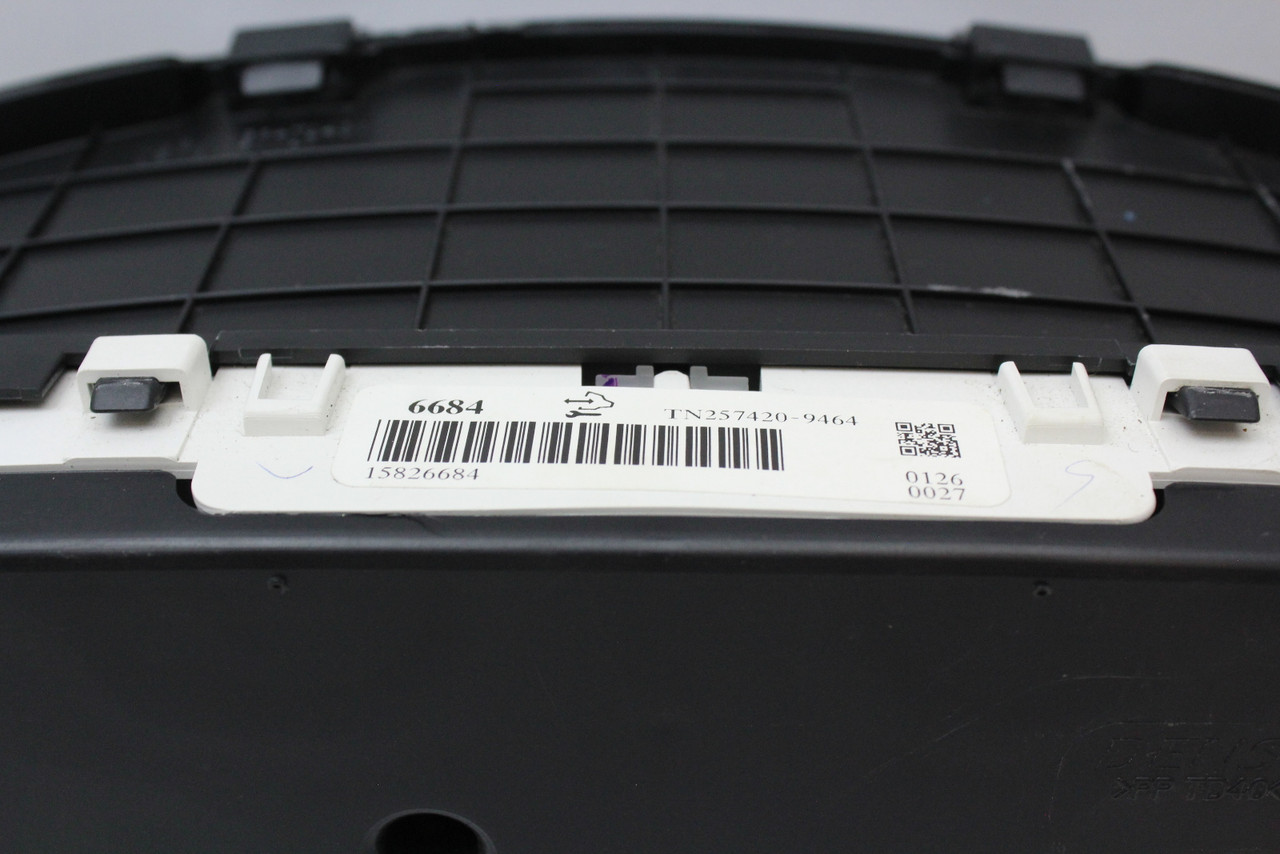 2006 06 Cadillac STS 15826684 Speedometer Head Instrument Cluster Gauges 75K