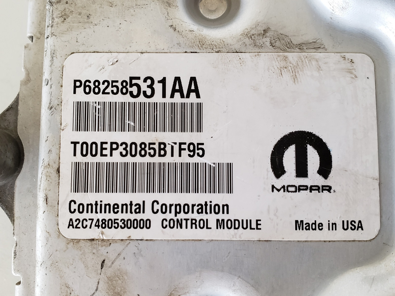 2016-2017 Cherokee P68250527AG Computer Brain Engine Control ECU ECM EBX Module