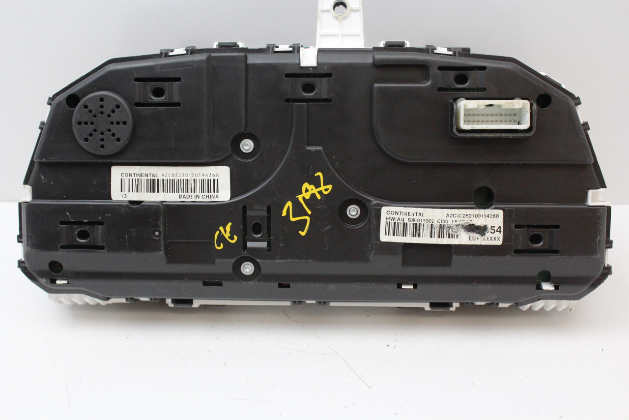 14 15 Mitsubishi Outlander 8100B954 Speedometer Instrument Cluster Gauges 31K