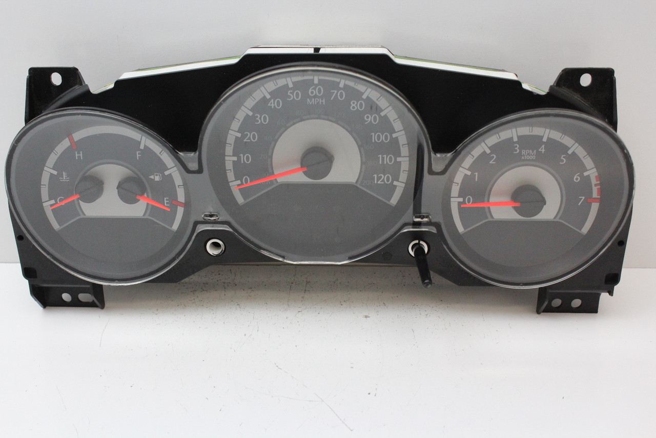 11-14 Chrysler 200 P56046512AC Speedometer Head Instrument Cluster Gauges 104K