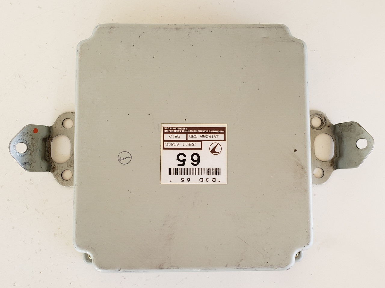 2000 Subaru Legacy 225511 AD84C Computer Brain Engine Control ECU ECM EBX Module