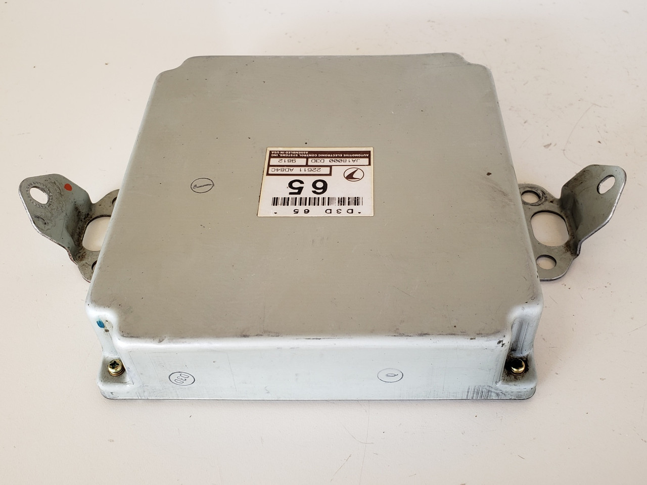 2000 Subaru Legacy 225511 AD84C Computer Brain Engine Control ECU ECM EBX Module